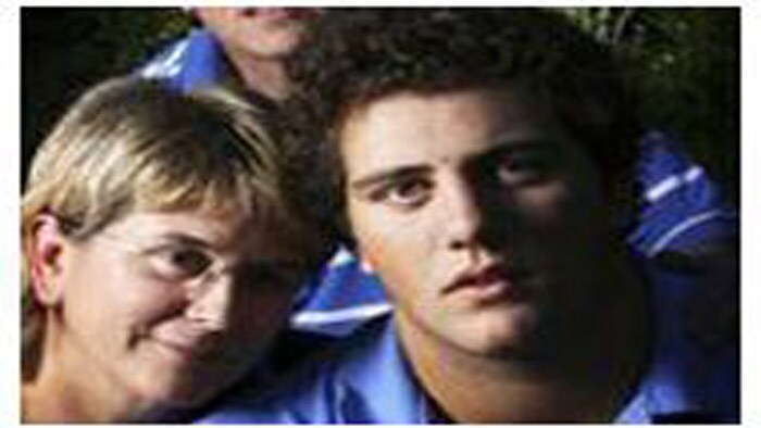 스타축구선수의 생명을 구한 사례 - AED