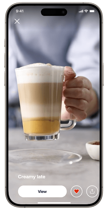 커피 레시피가 표시된 HomeID 화면이 보이는 스마트폰